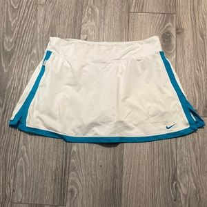 Nike tennis skirt- size M